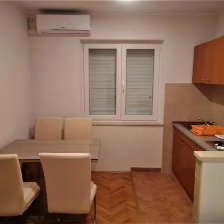 By The Sea Tucepi, Makarska - 13955 Appartamento *